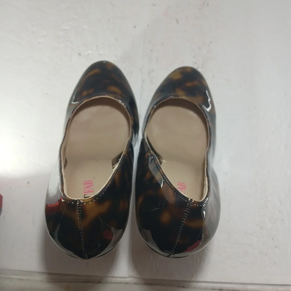 JustFab Cleonia Pumps 7.5 Brown Tortoiseshell Patent Stiletto Round Toe Heels